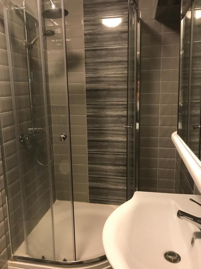 Апартаменты Tisza Gyongye Apartmanhaz Сегед Экстерьер фото