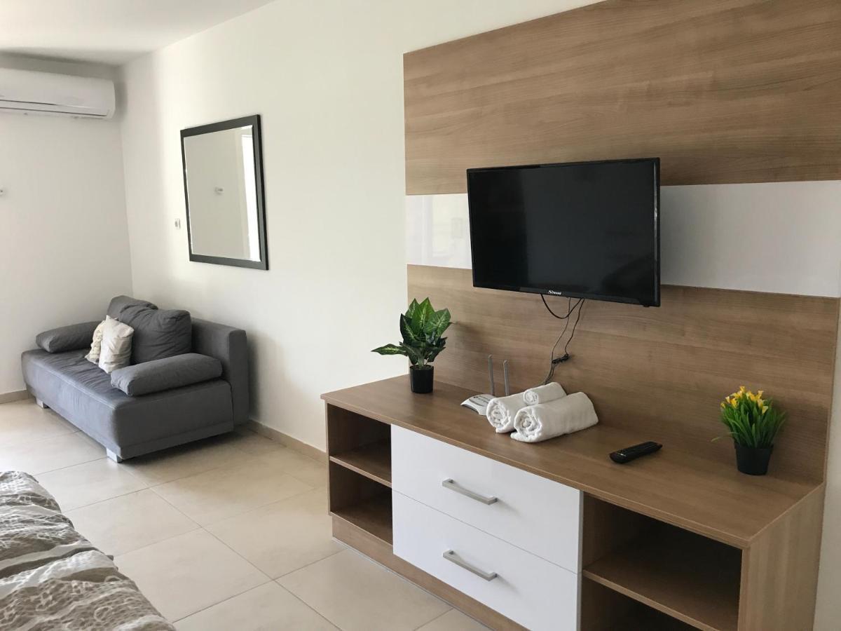 Апартаменты Tisza Gyongye Apartmanhaz Сегед Экстерьер фото