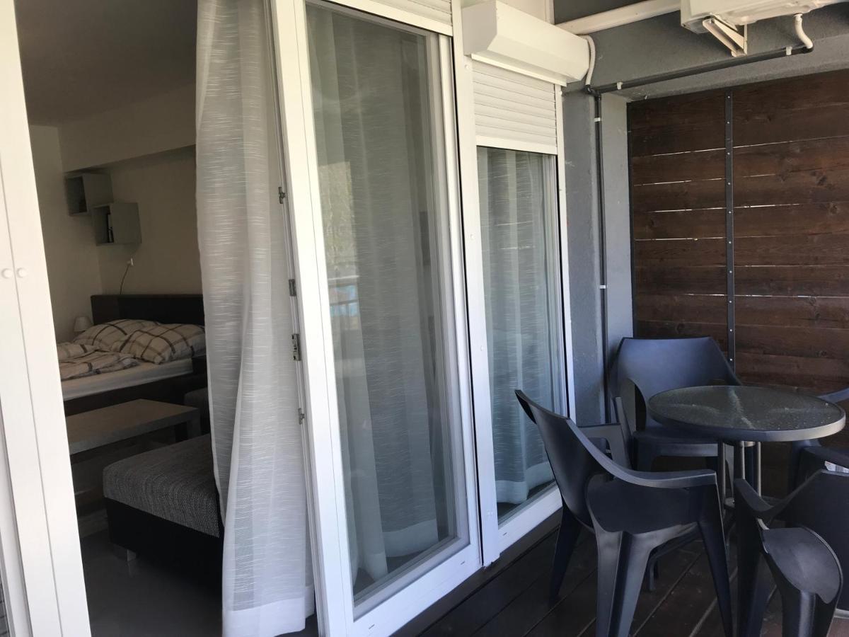 Апартаменты Tisza Gyongye Apartmanhaz Сегед Экстерьер фото
