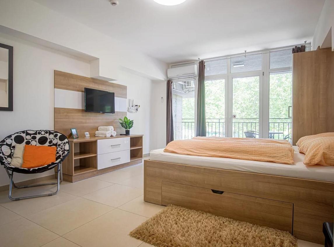Апартаменты Tisza Gyongye Apartmanhaz Сегед Экстерьер фото