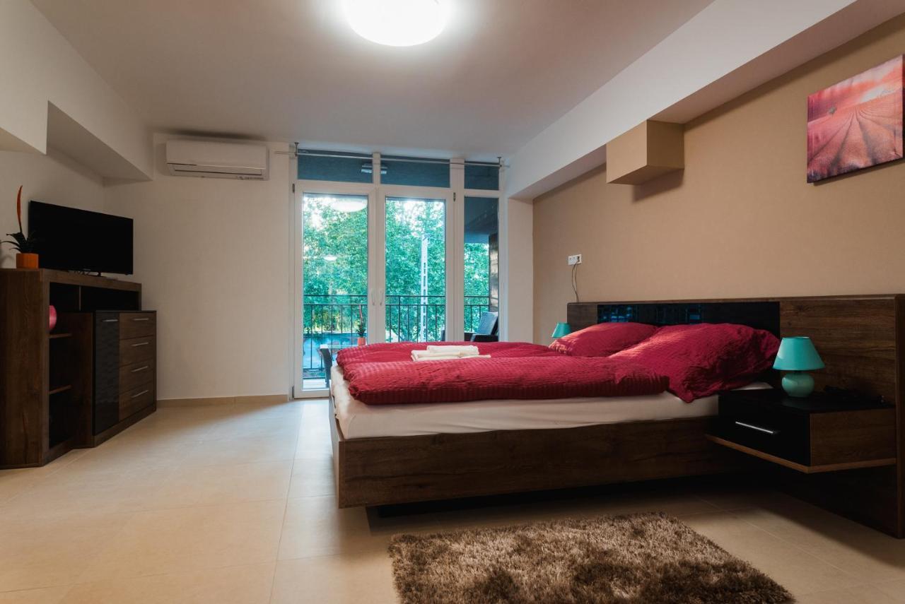 Апартаменты Tisza Gyongye Apartmanhaz Сегед Экстерьер фото